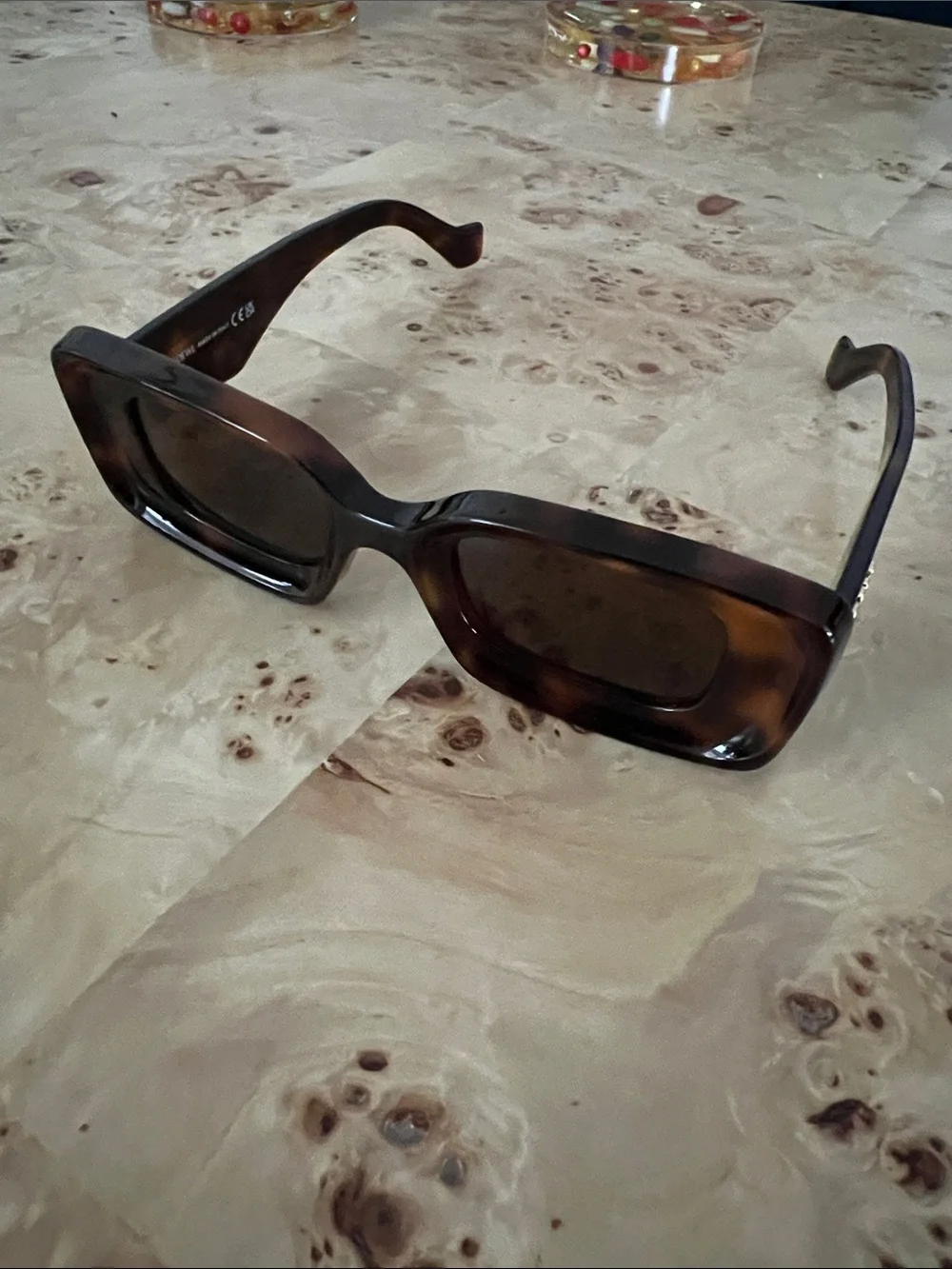 Loewe sunglasses LW40101I in tortoise shell